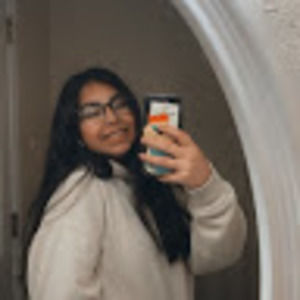 Meet your Posher, Kassandra